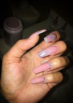 Messed Up Acrylic Nails: Common Problems And How To Fix Them