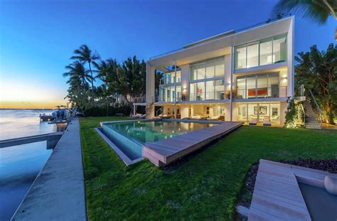 messi home in miami