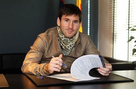 messi new club contract