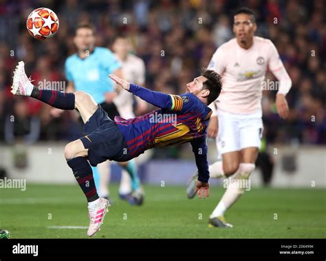 Messi Overhead Goal