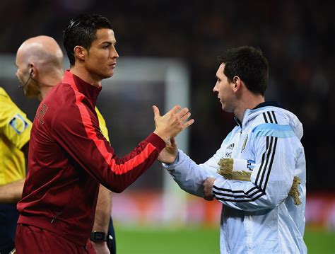 messi y cr7 abrazados