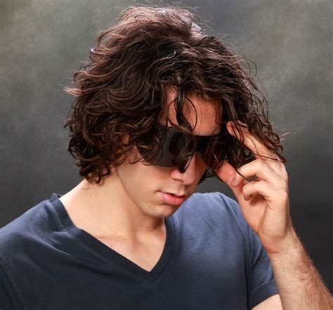39 Sexy Messy Hairstyles For Men (2020 Haircut Styles)
