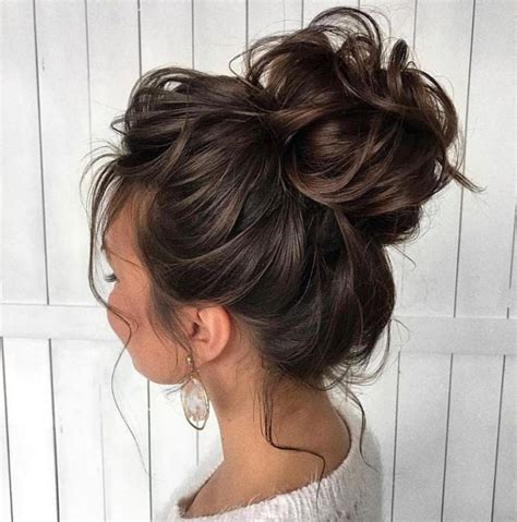 Perfect Messy Bun Easy Short Hair With Simple Style