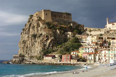 Mete turistiche i dieci italiani più ricercati sui