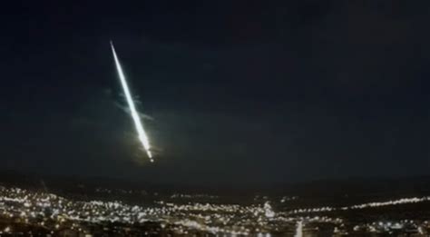 meteoro que passou perto da terra