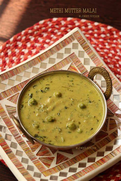 Methi Mutter Malai Recipe (With Paneer) Yummy Recipes