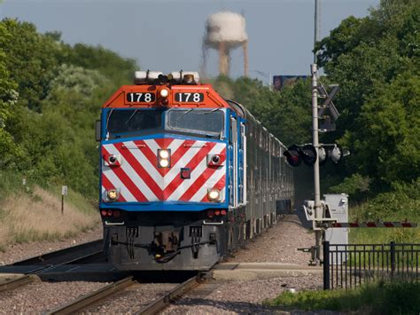 metra nw