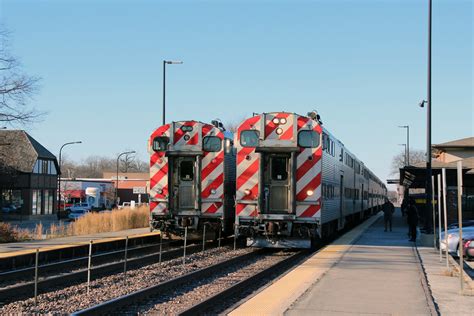 metra train upn