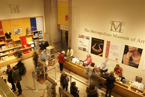 metropolitan museum of art museum shop