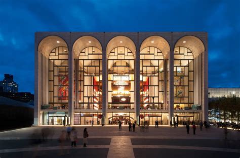 metropolitan opera house new york city