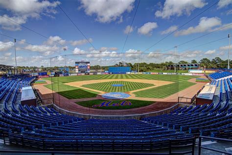 mets baseball game in port st lucie florida