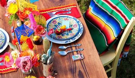 Chic Mexican Inspired Tablescapes for Your Fiesta - Party Ideas | Party