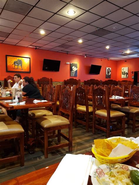 mexican restaurant on lake worth road