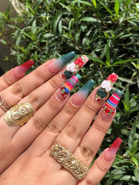 Mexico Nails