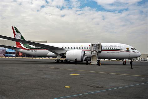 mexico sells presidential jet to