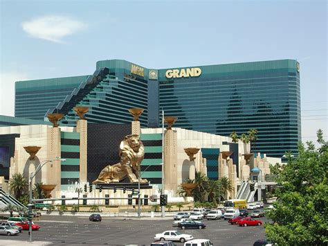 mgm grand hotel and casino airport shuttle