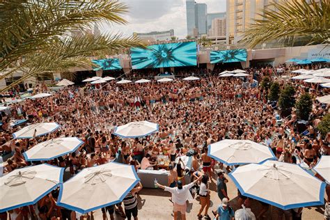 mgm grand pool party