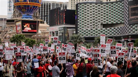 mgm las vegas workers reach deal