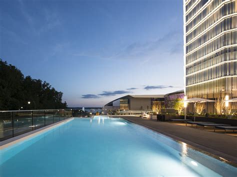 mgm national harbor indoor pool