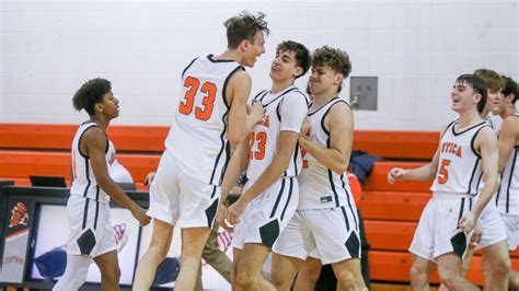 Clinton wins 2022 MHSAA Class 6A Boys Basketball Championship