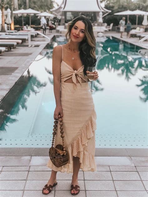 What To Wear For A Day Out In Miami Beach