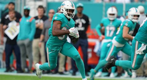 miami dolphins depth chart 2024