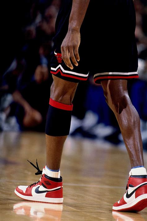 michael jordan knee sleeve