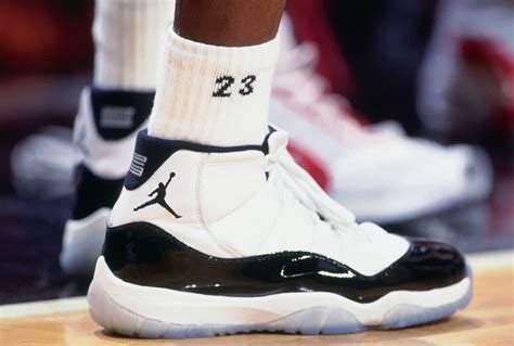 michael jordan shoes 23