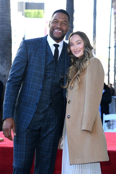 michael strahan and girlfriend