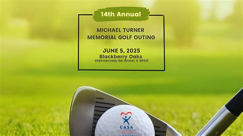 Michael Turner interacting with young golfers