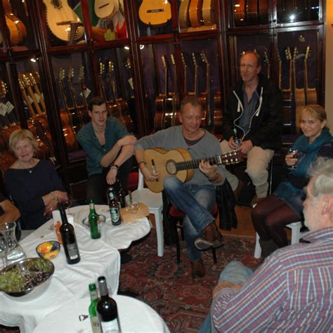 Michael Wichmann 2015 bei SICCAS GUITARS Die weltweit feinsten