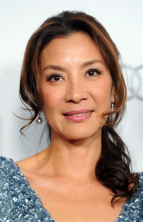 michelle yeoh(00)