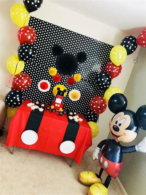 Mickey Birthday decoration Festa infantil mickey, Aniversario mickey