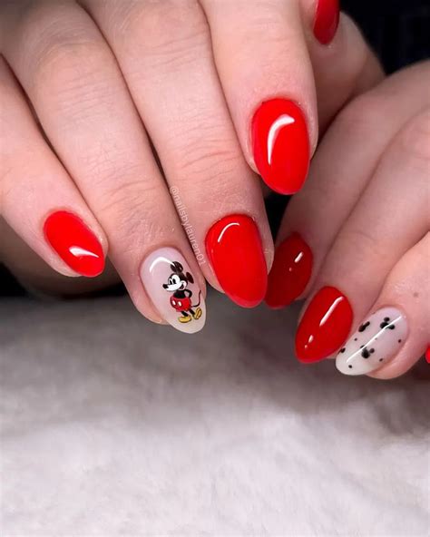 mickey mouse nail designs