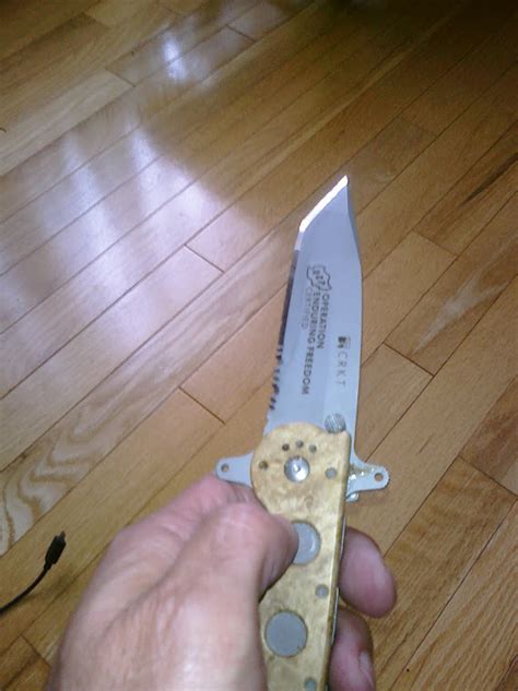 Micro Bevel Edge Knife