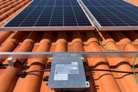 Micro Inversor QS1A 1500w Apsystems 3mce Energia Solar Fotovoltaica