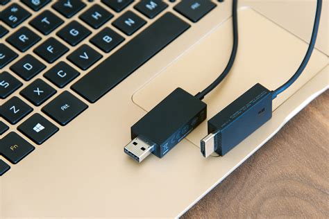 Microsoft Wireless Display Adapter V2 Vs V3