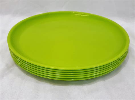 Microwave Safe Segmented Plates