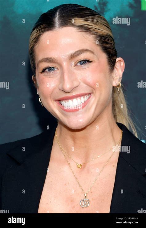 Aurora_staar Gretzky Premium Access: 2026 Gallery