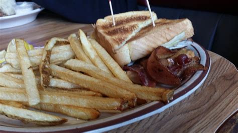 Discover the Culinary Delights of Middlefield: Top Restaurants You Can't Miss