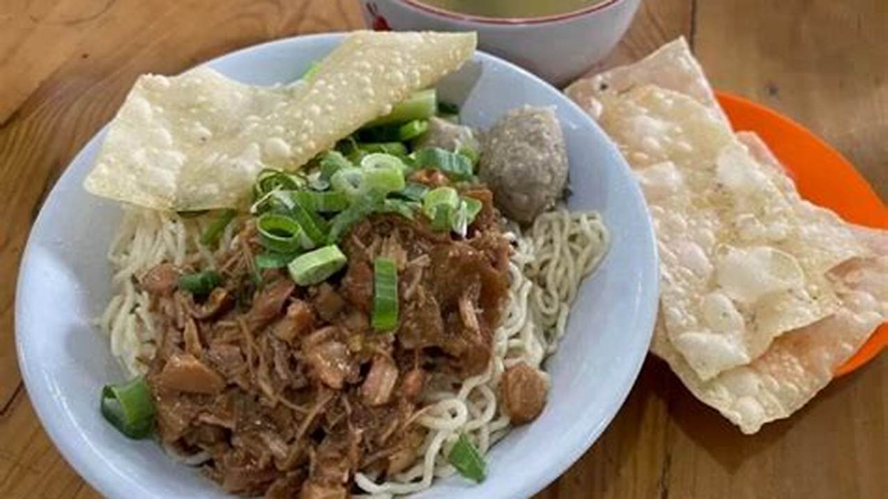 Mie Ayam Enak di Bandung: Temukan Cita Rasa Halal yang Menggugah Selera