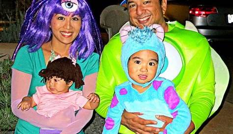 Mike Wazowski and Sully race costumes! | Halloween costumes friends