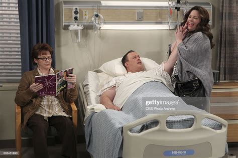 mike and molly peggy heart attack