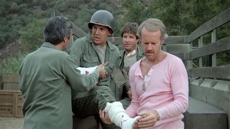 mike farrell role on mash