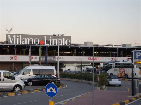 milan italy airport hotels with parking