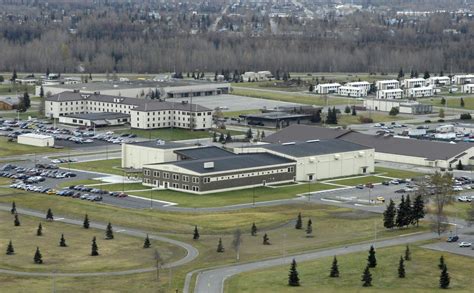 military hospital in anchorage alaska