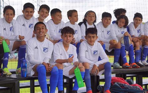 millonarios escuela de futbol