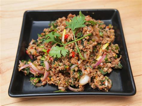 Thai Minced Pork Over Rice Noodle (Larb) Spice the Plate