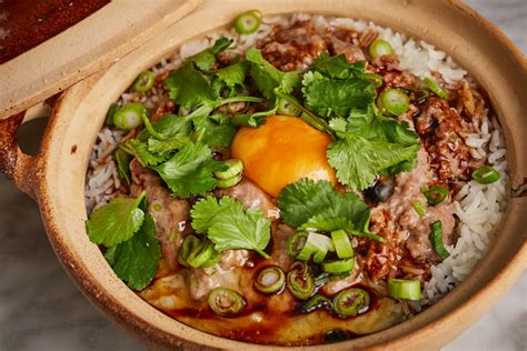 Minced Beef Claypot Rice