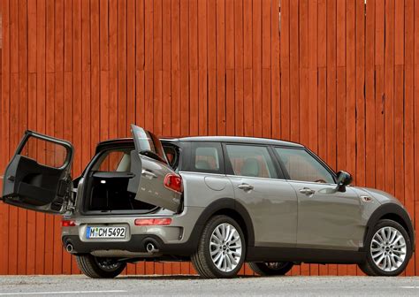 The Versatility of the Clubman’s BarnStyle Doors Showcased by MINI